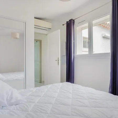 Pet Friendly In Saint-maxime * Sainte-Maxime
