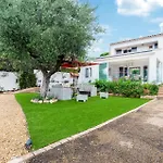 Pet Friendly In Saint-maxime * Sainte-Maxime